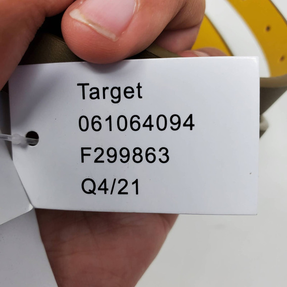 Target Faux Leather Taupe Skinny Size Medium Classic Belt New With Tag - Picture 3 of 6